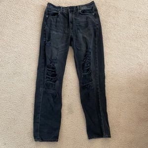 American eagle mom Jean size 6
